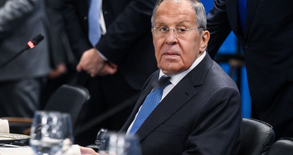 Lavrov “Appelli di Stubb e Meloni a cessate il fuoco sono per guadagnare tempo”