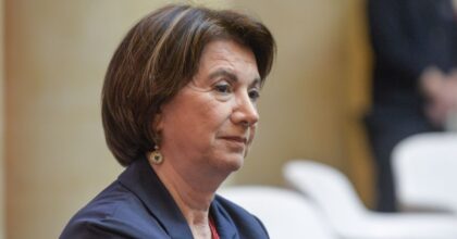 Roccella “Non cambiamo idea sul femminicidio perchè c’è chi dice che non esiste”