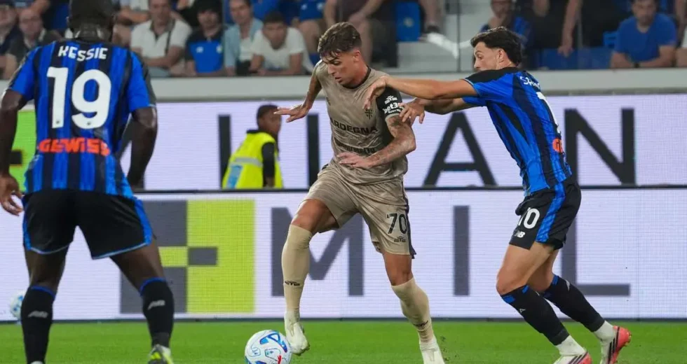 Cagliari corsaro a Bergamo, Atalanta sconfitta per 2-1