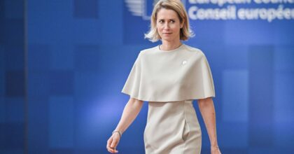 Kallas “Cresce la minaccia di attacchi ibridi russi, risposta deve essere decisa”
