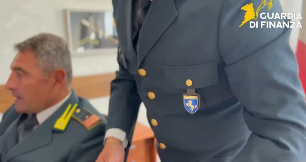 Truffa sui crediti in emergenza Covid, maxi sequestro da 130 milioni a Napoli