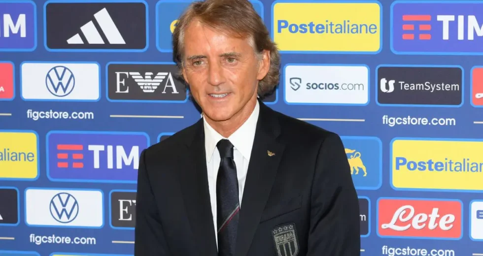 Inizia la seconda era Mancini in azzurro “Dobbiamo divertirci e vincere”