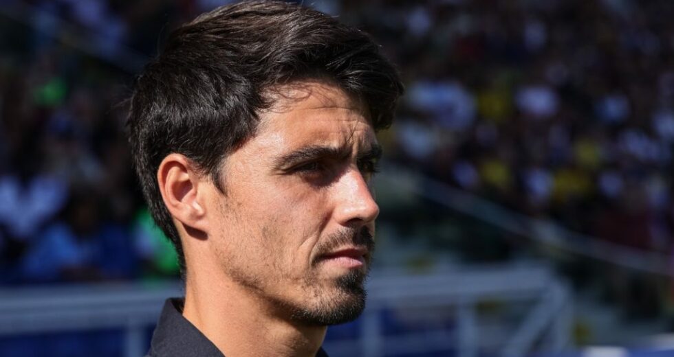 Carlos Cuesta non è più l’allenatore del Parma