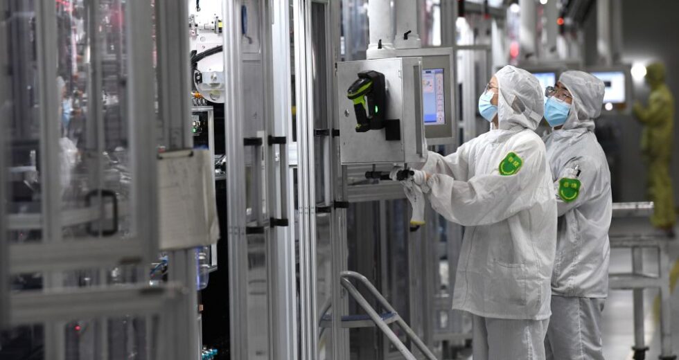 La Cina presenta un piano di sviluppo per le batterie di nuova generazione