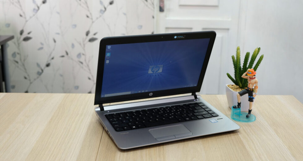HP OmniDesk: Potenza e Stile a Prezzo Ridotto