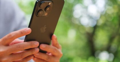 L’animazione dell’iPhone Duo riprodotta su Galaxy Z Fold 8: un esperimento interessante ma limitato