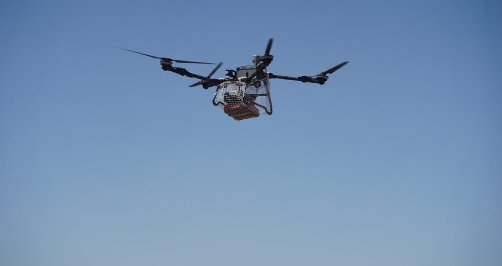Innovazione nei rifornimenti: i droni cargo riforniscono otto rifugi alpini