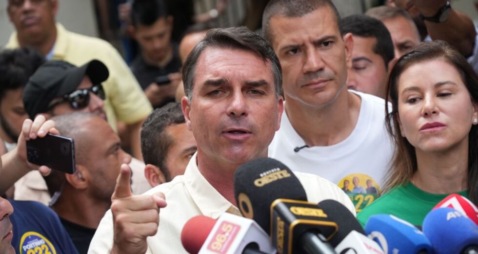 Elezioni Brasile, Bolsonaro avanti su Lula con il 47%, andranno al ballottaggio