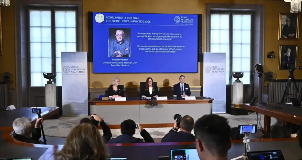 Il premio Nobel per la fisica a Francis Halzen