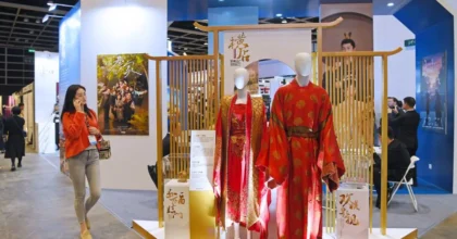 I turisti diventano attori di fiction nella “Hollywood cinese” di Hengdian