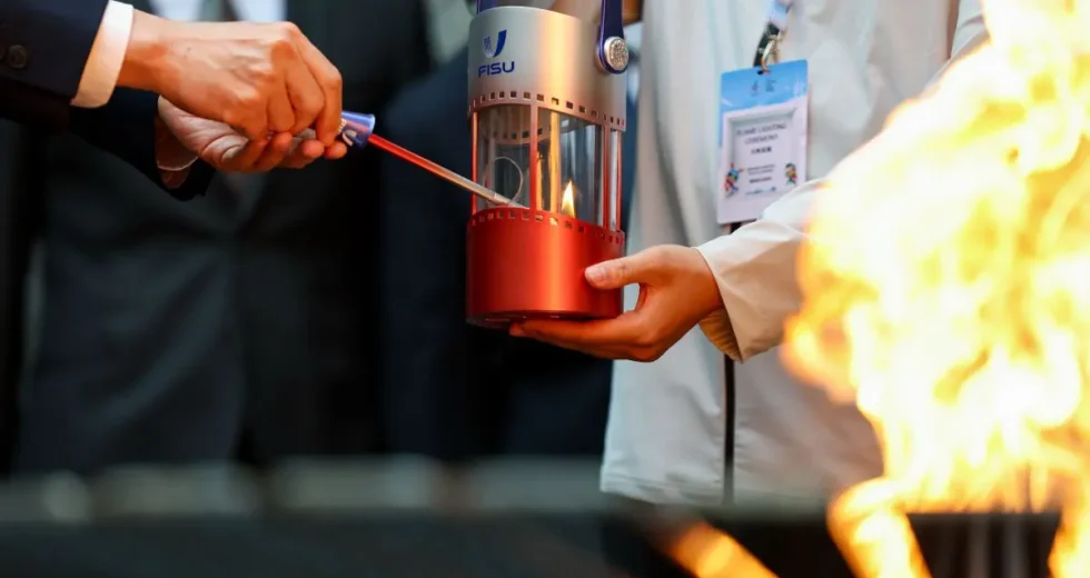 Accesa a Torino la fiamma per le Universiadi invernali di Changchun 2027