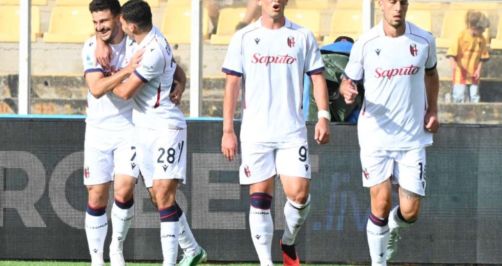 Colpo esterno del Bologna: 2-1 a Lecce e prima vittoria in campionato