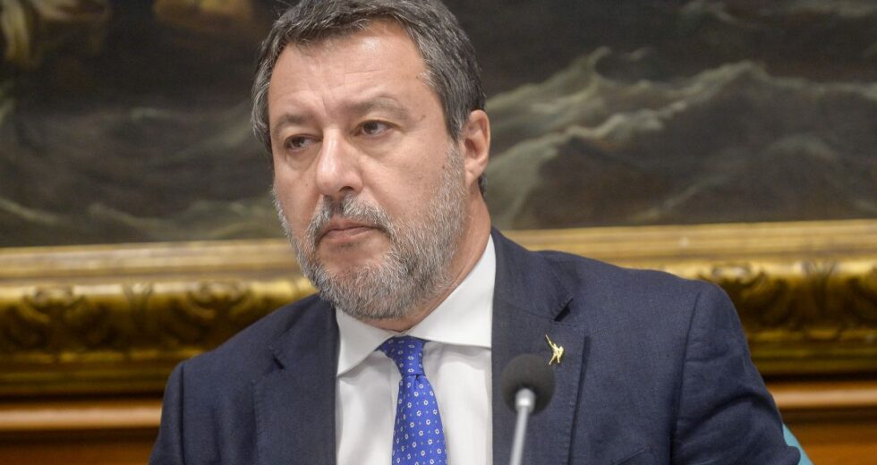 Lega, Salvini “Dal congresso segreteria politica e aggiornamento del simbolo”