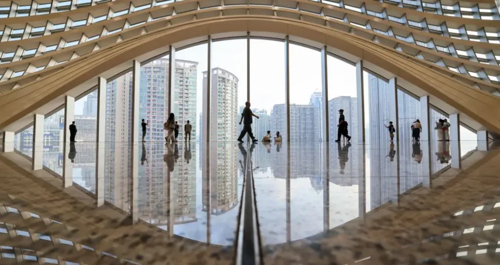 Cina, riaperto il valico terrestre più importante tra Shenzhen e Hong Kong