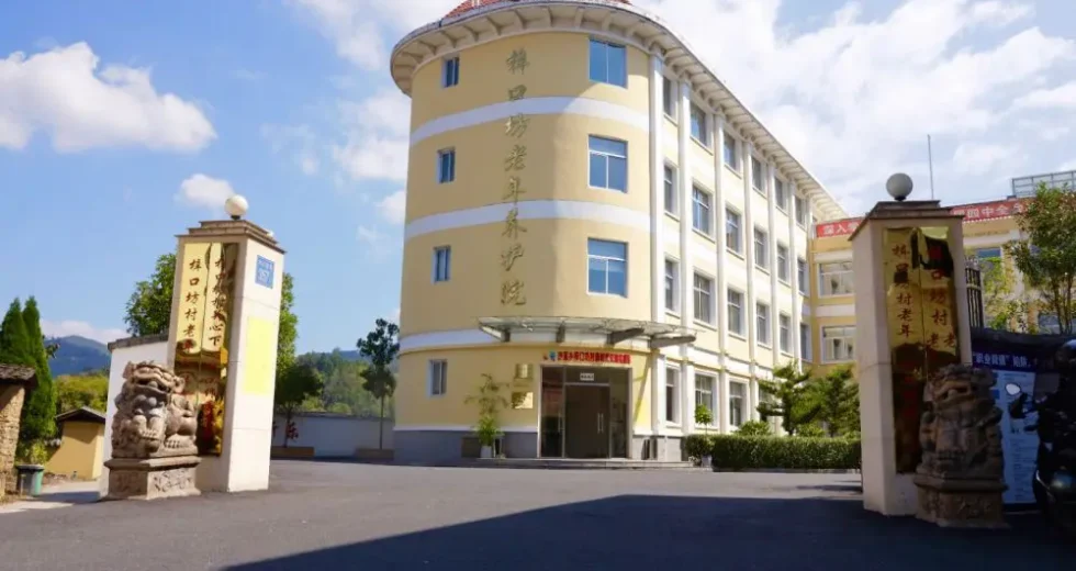 Cina, il centro anziani di Zikoufang cura i familiari degli emigrati in Italia
