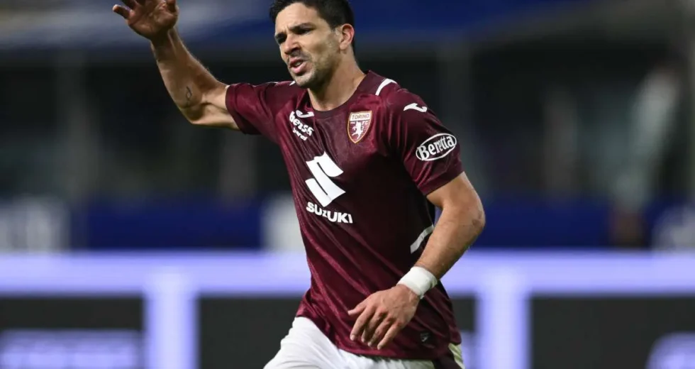 Il Toro vince 3-0 al Tardini, Simeone e Adams affossano il Parma