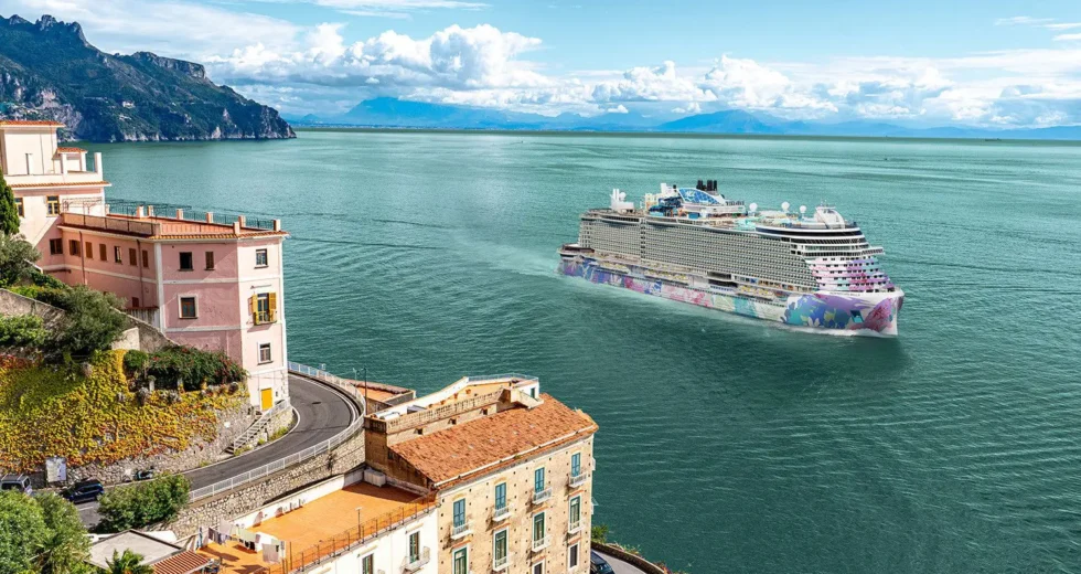 Norwegian Cruise Line lancia Norwegian Bella, nel 2028 debutto nel Mediterraneo