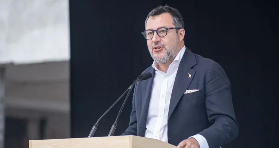 Carburanti, Salvini “Sbloccati fondi per un miliardo, da oggi pagamenti”