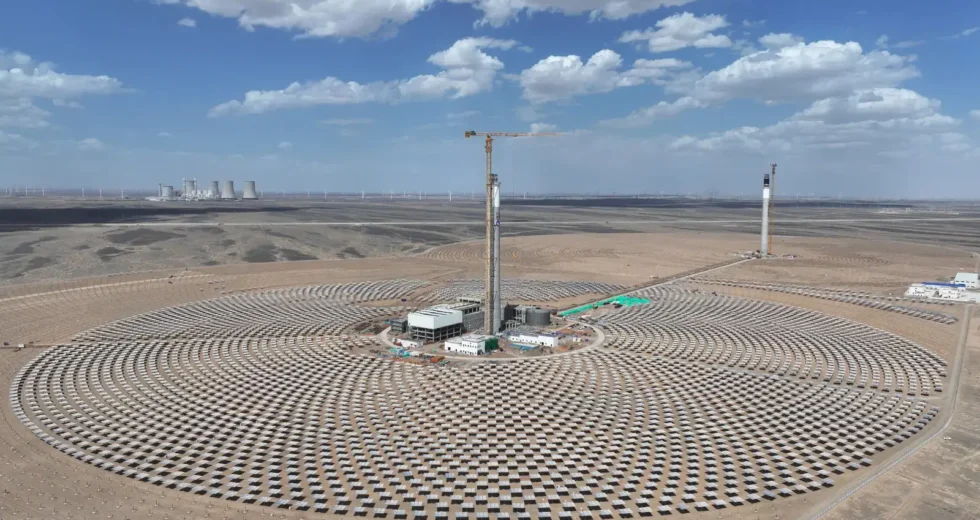 La Cina accelera sulla transizione verde e taglia le emissioni carboniche