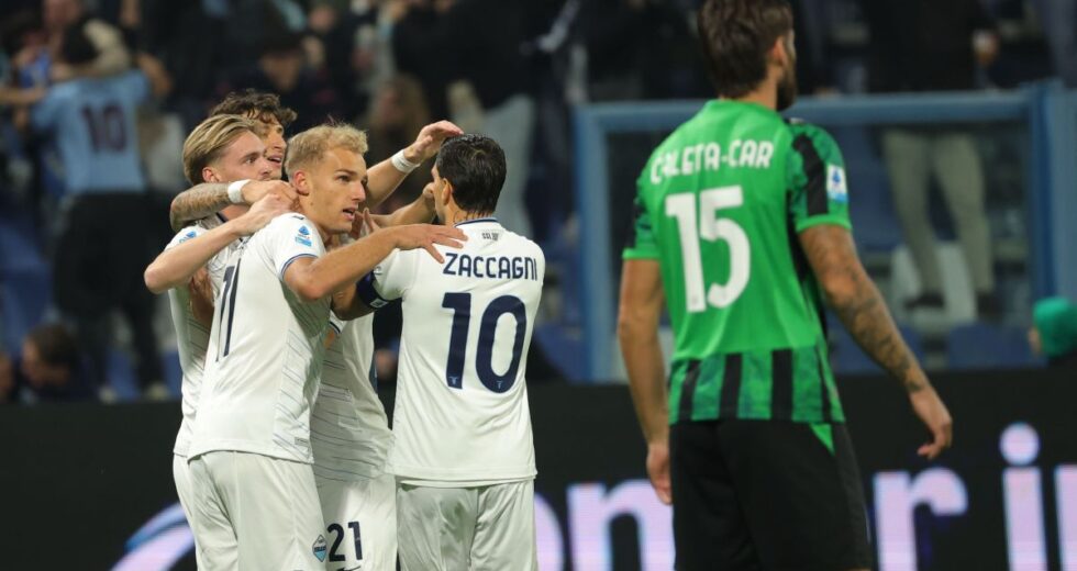 Lazio inarrestabile e al comando, Sassuolo travolto 6-2 a Reggio Emilia