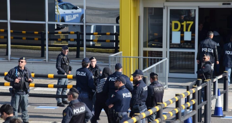 Contrasto all’immigrazione irregolare, rimpatriati 28 stranieri