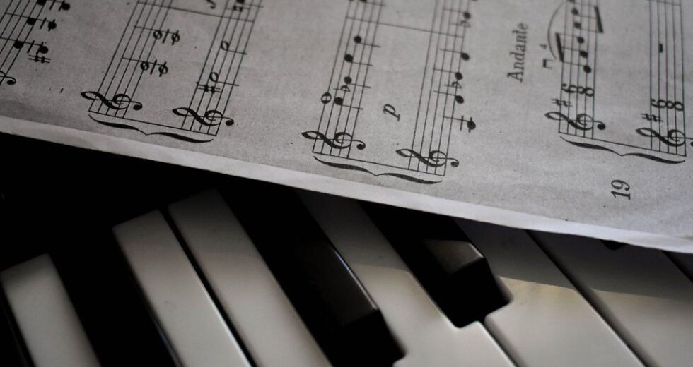 Musica, novembre dedicato a compositori e interpreti spagnoli su Tivusat