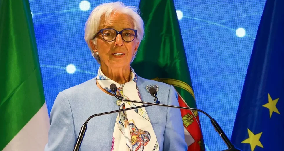Bce, Lagarde lascerà la presidenza il 7 febbraio 2027