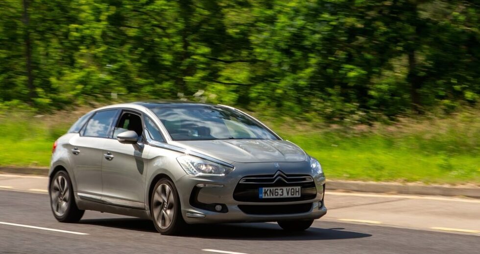 Citroën 2 CV Concept: il ritorno di un’icona in chiave elettrica entro il 2028